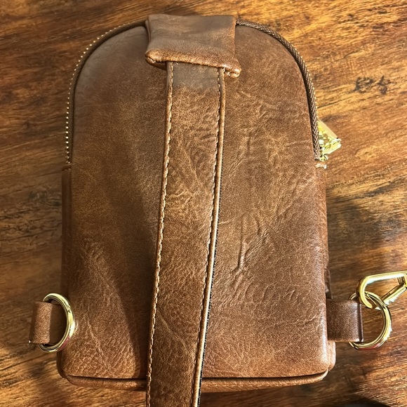 INICAT Small Sling Bag/Fanny Pack/Crossbody - Picture 4 of 6